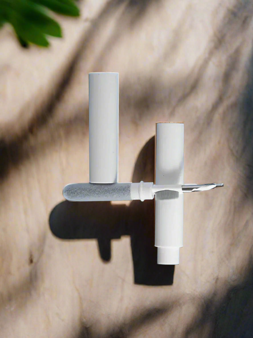 1Pc 3 in 1 Wireless Headphone Case Cleaning Tool Kit Cleaning Brush Headphone Plug Cleaning Pen Cleaning Set Cleaning Dust Pen Earplug Cleaning Brush